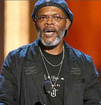 Samuel L Jackson Presents at the 2006 MTV MOvie Awards